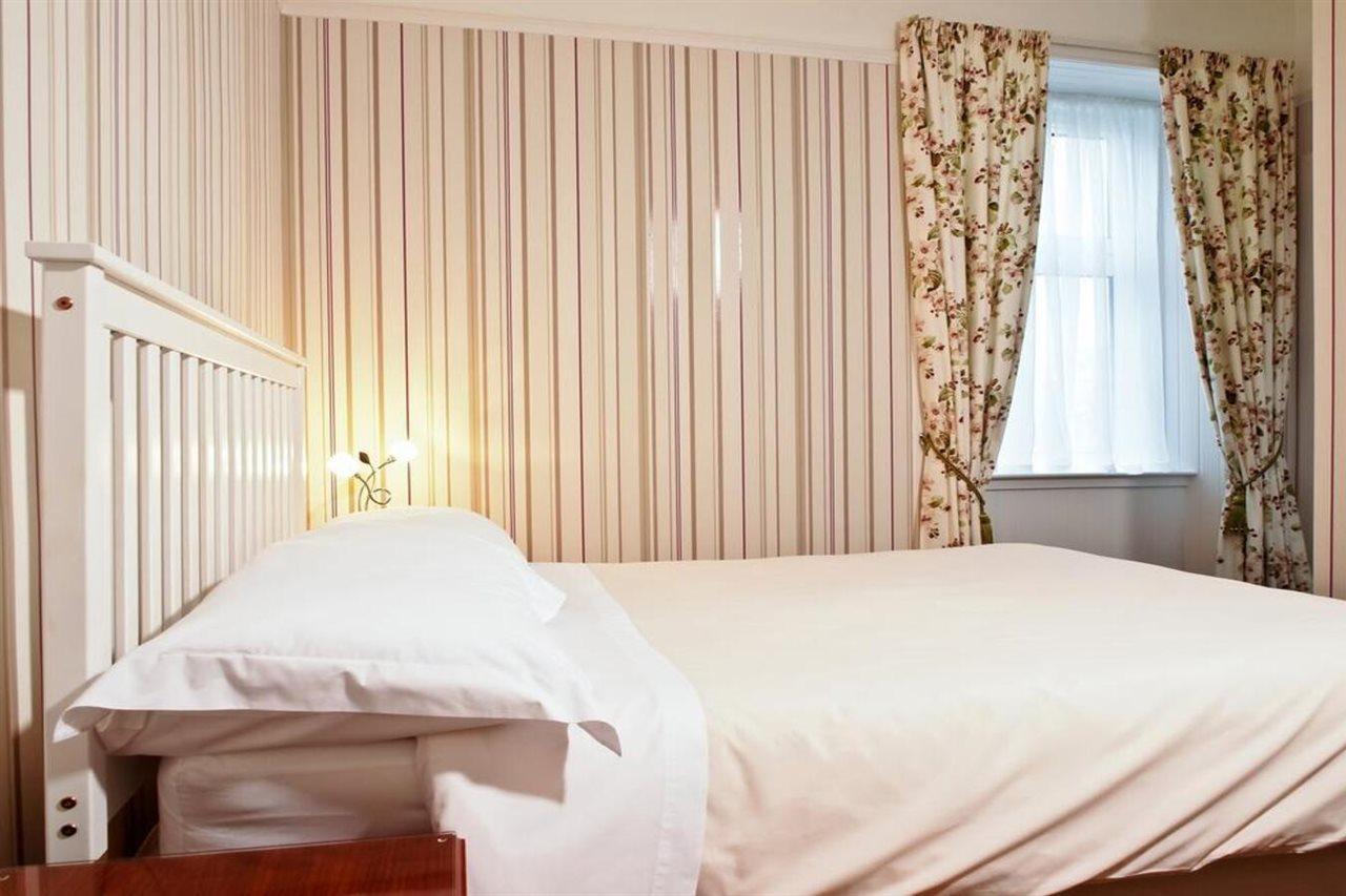 Adam Guest House Perth Bagian luar foto