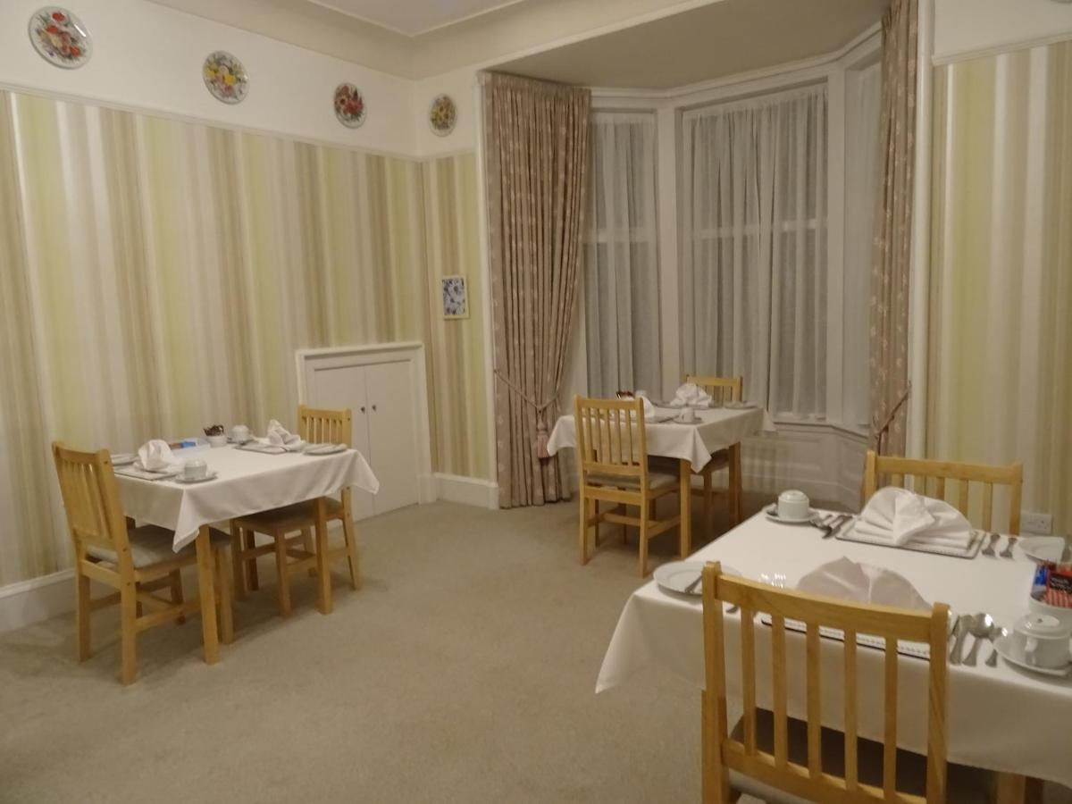 Adam Guest House Perth Bagian luar foto